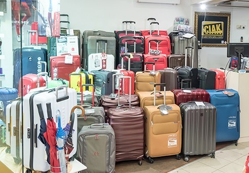 diverse Reisekoffer